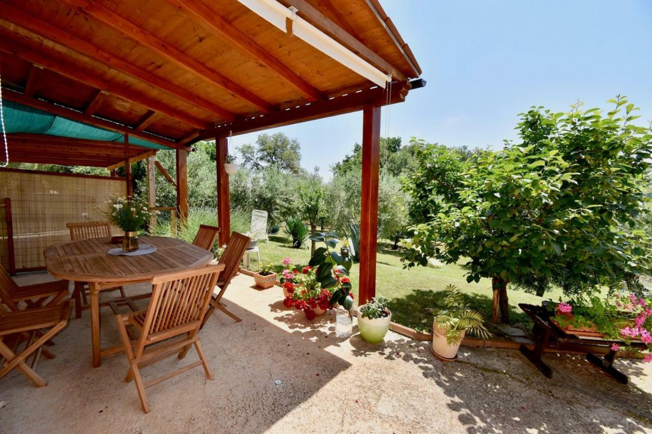Relaxing Holiday House With Terrace Sea View Medulin Exterior foto